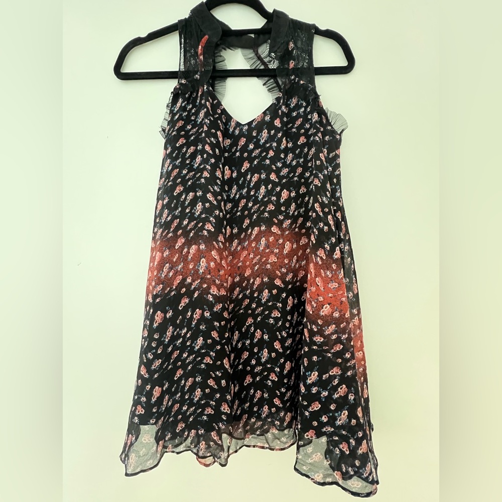 BCBGeneration black printed dress with lace - XXS
